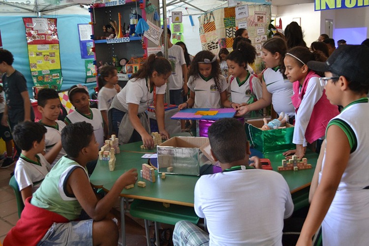 Escolas Municipais do Ensino Fundamental realizaram a 18ª Exposição de Projetos